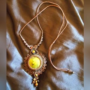 Green stone hippie new age micro macrame woven necklace tigers eye